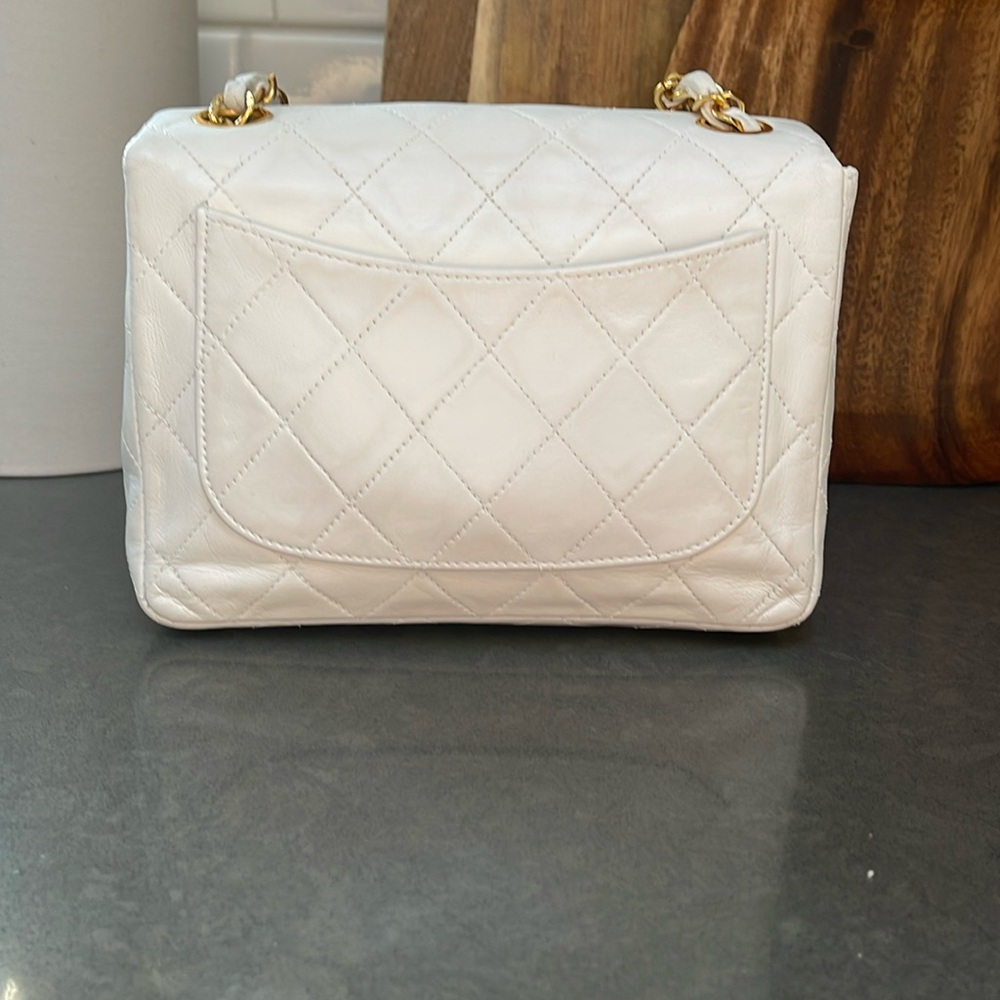 ❌sold❌ Chanel Mini Square Classic Flap Bag 24K Lambskin - Picture 3 of 17